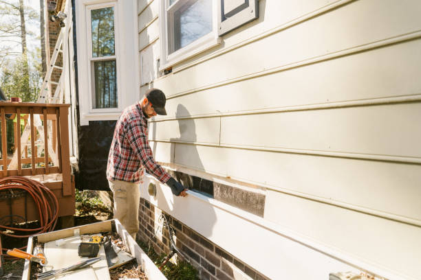 Top rated local Emergency Siding Repair specialists in Bellwood, PA